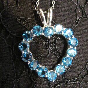 3.92 ctw Round London Blue Topaz Heart Shaped pendant & chain Silver New in Pkg